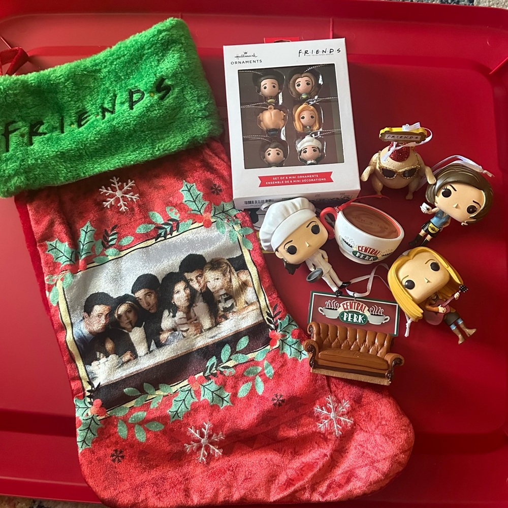 Friends TV show Christmas lot